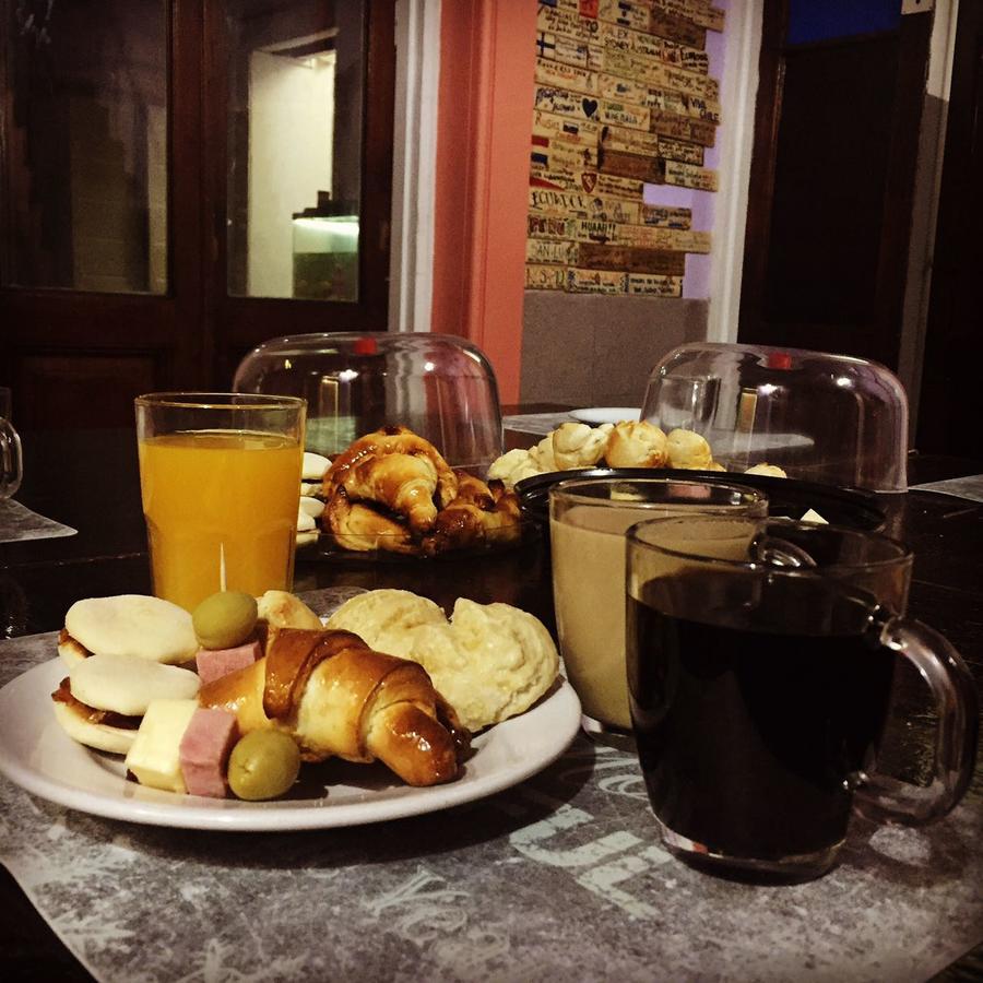 Charcas Hostelブエノスアイレス エクステリア 写真